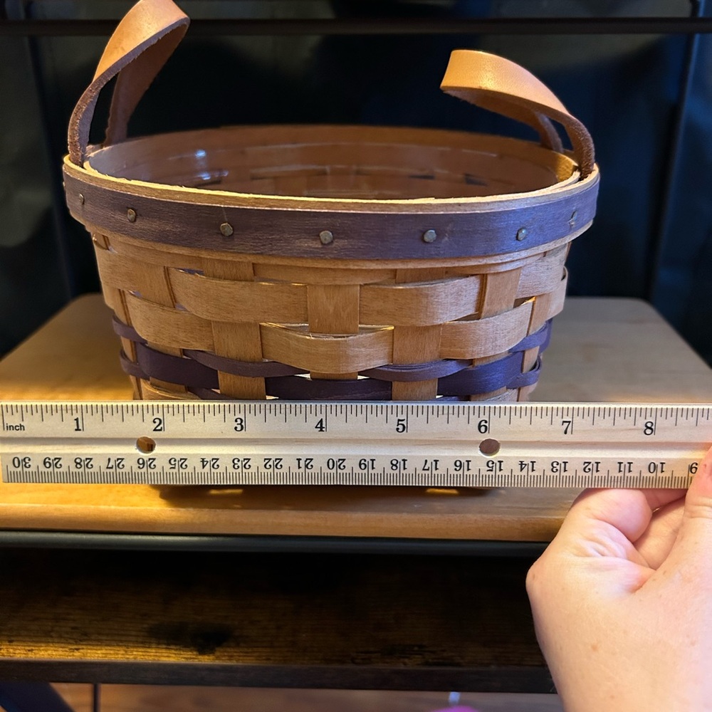 Longaberger 1992 May Series Pansy Basket with Liners - Picture 6 of 9